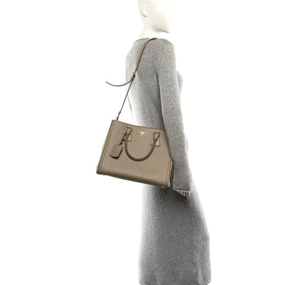 Saffiano Lux Bi-Color Tote Bag Visone Talco
