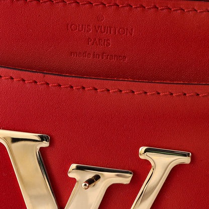 Louis Vuitton Chain Louise Clutch Leather MM