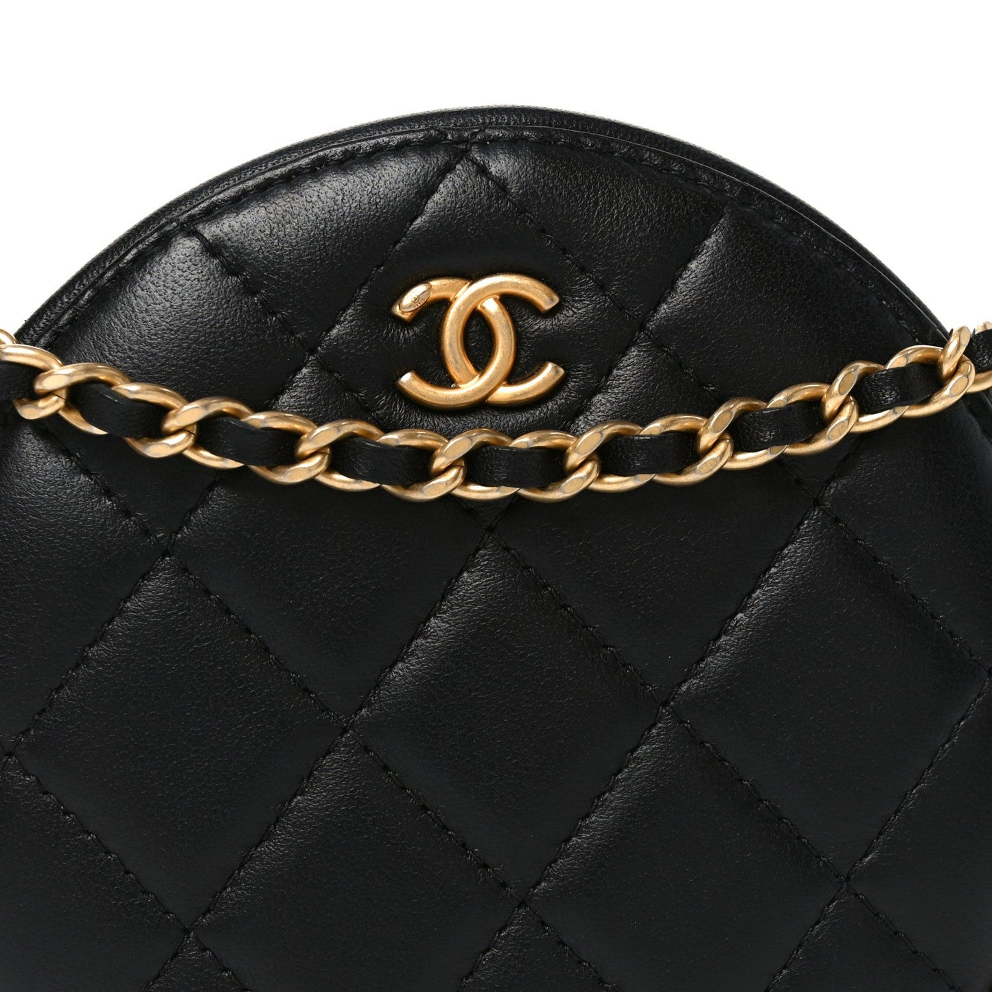 Lambskin Quilted Round Pearl Crush Clutch With Chain Black