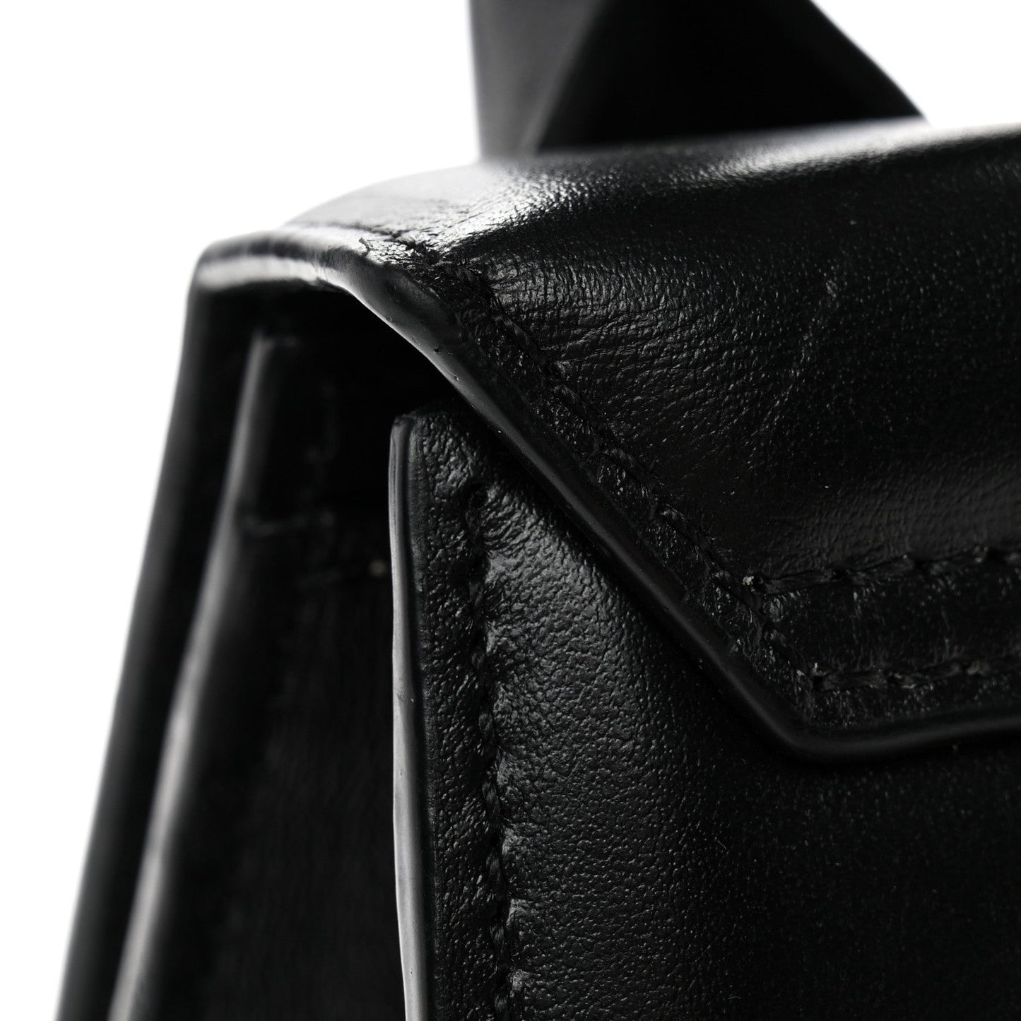 Smooth Calfskin Le Chiquito Noeud Black