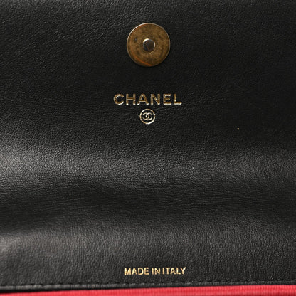 Lambskin Quilted Chanel 19 Flap Clutch Black