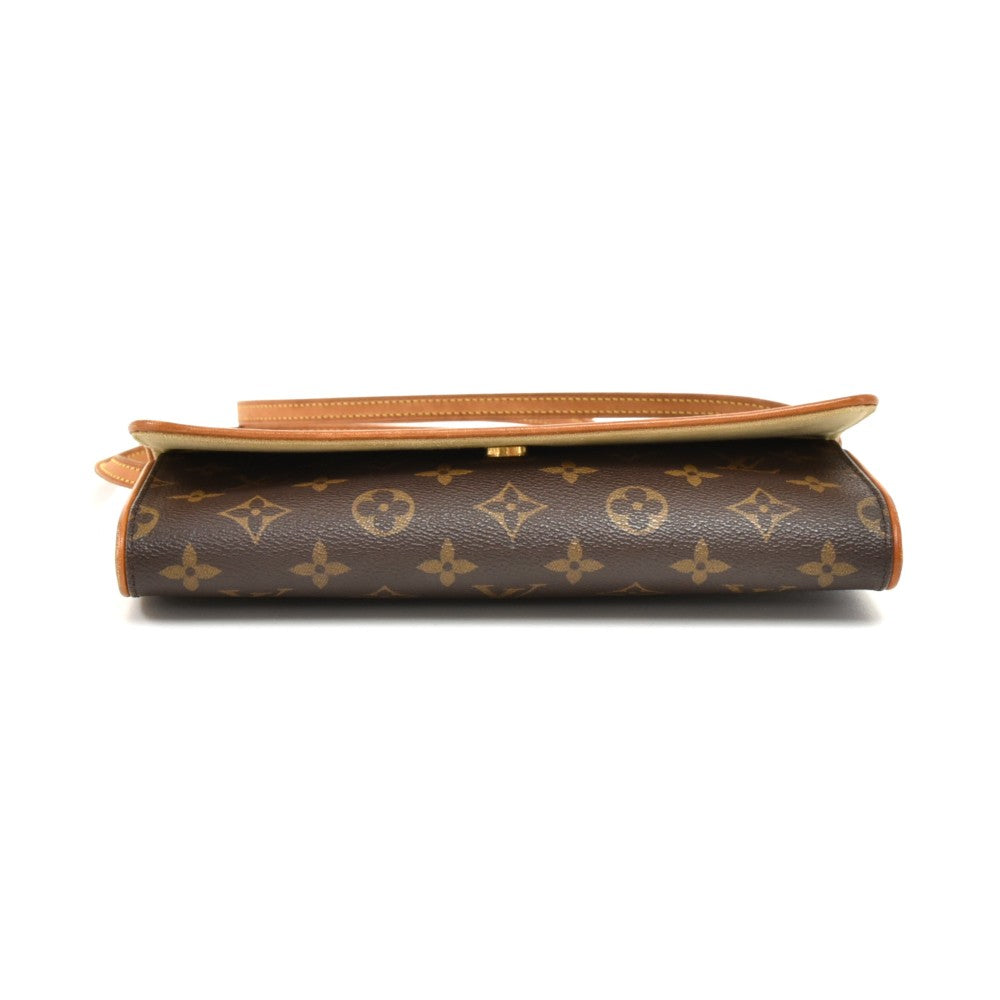 Louis Vuitto Pochette Twin GM Monogram Canvas Shoulder Bag