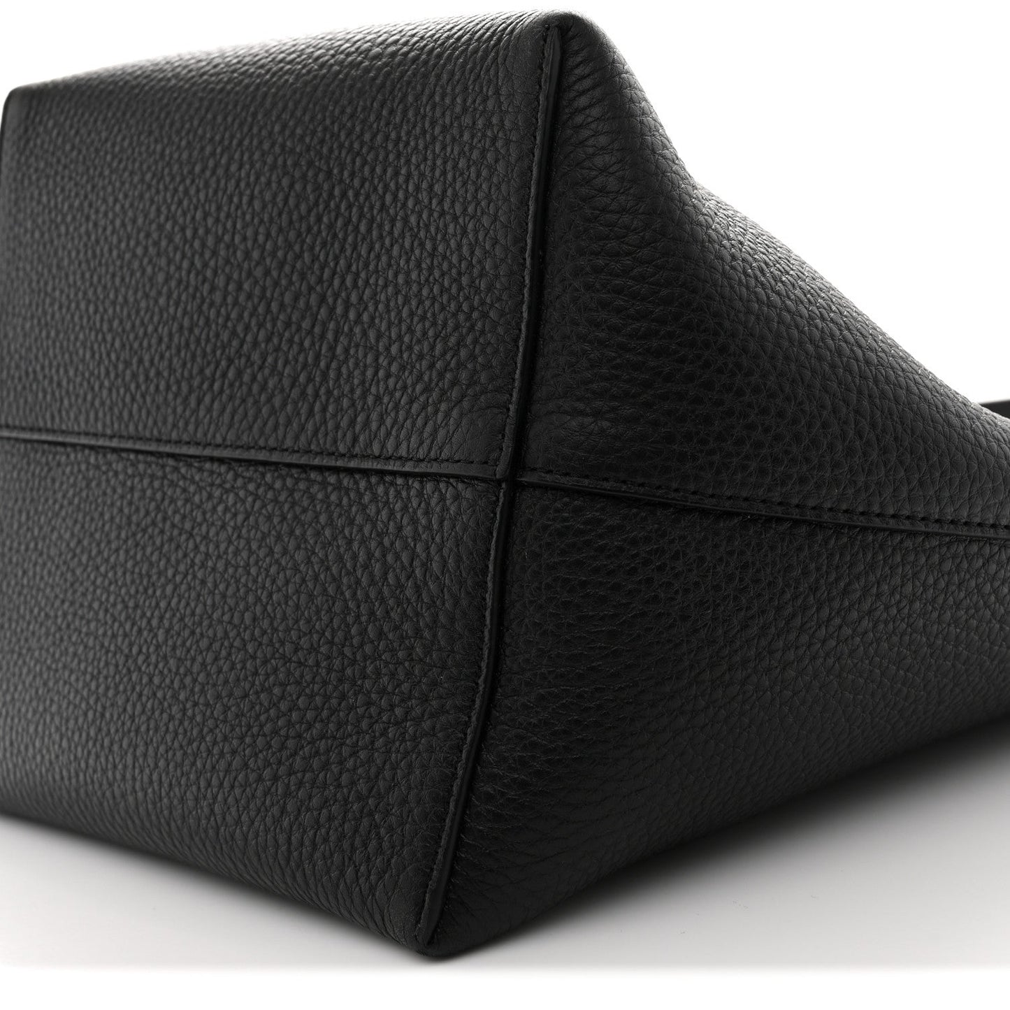 Grained Calfskin Medium N/S Park Black