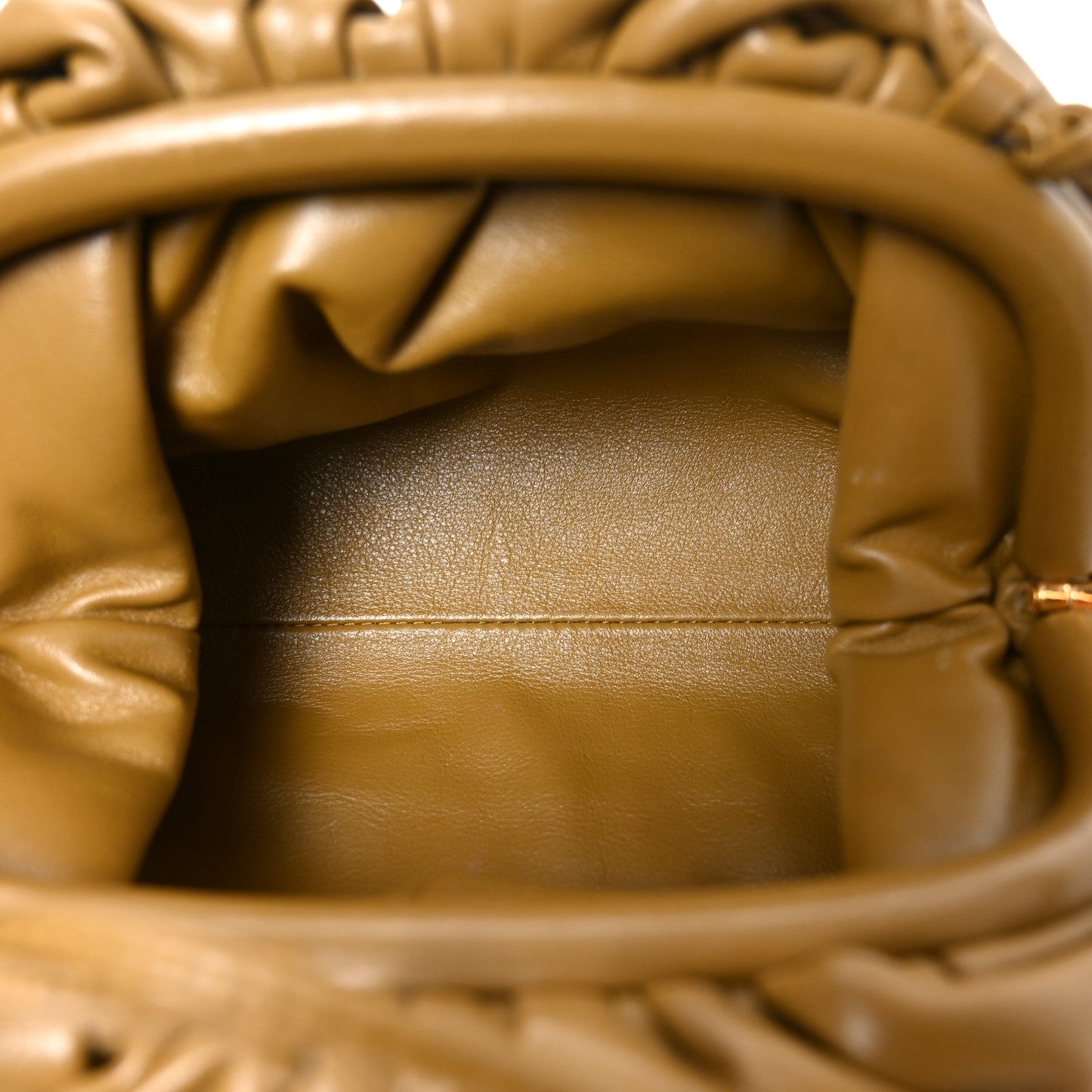 Butter Calfskin The Mini Pouch Moutarde