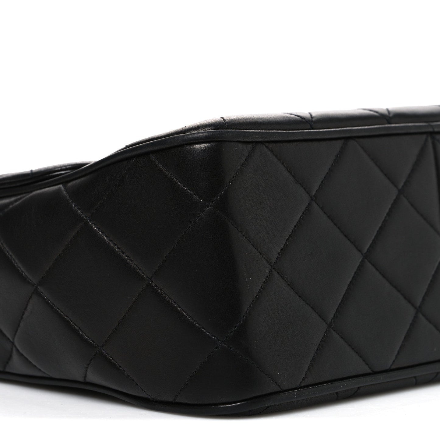 Lambskin Quilted Medium Single Flap Black