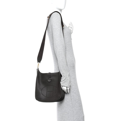 Taurillon Clemence Evelyne III PM Ebene