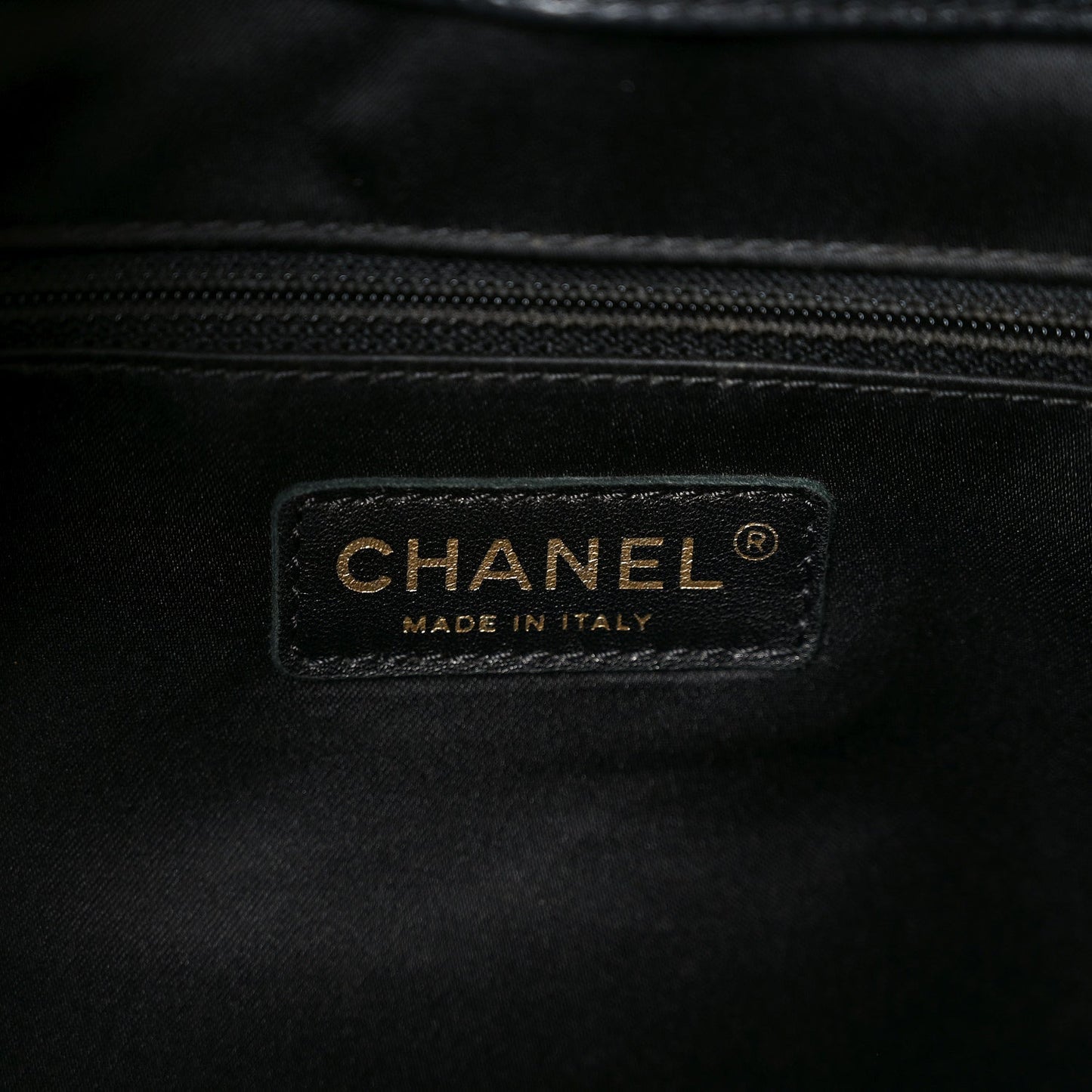 Caviar Quilted XL Grand Shopping Tote GST Black