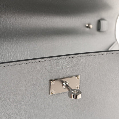 Metallic Chevre Chamkilight Kelly Wallet To Go Argent