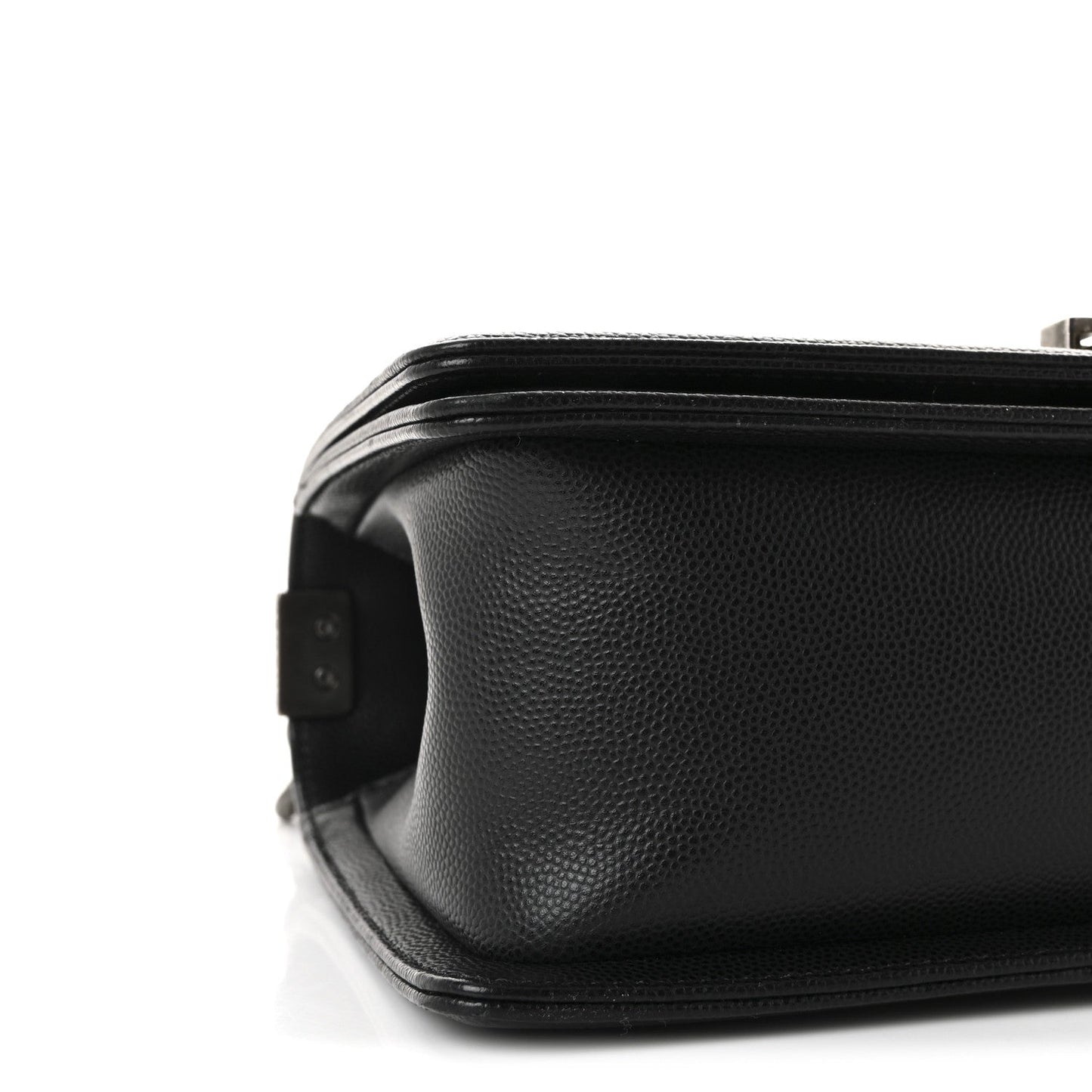 Caviar Quilted Medium Boy Flap Black