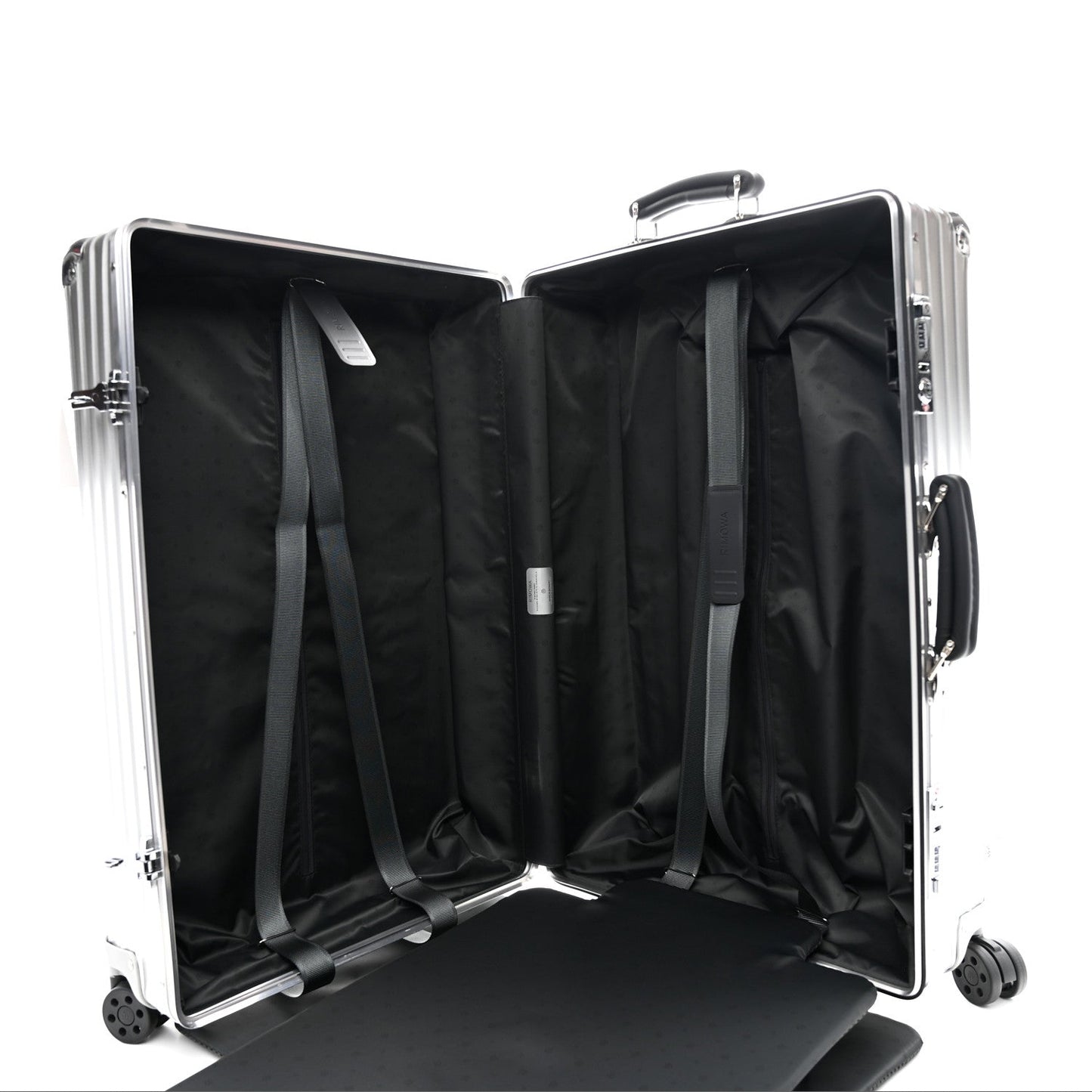 Aluminum Classic Check-In M Silver