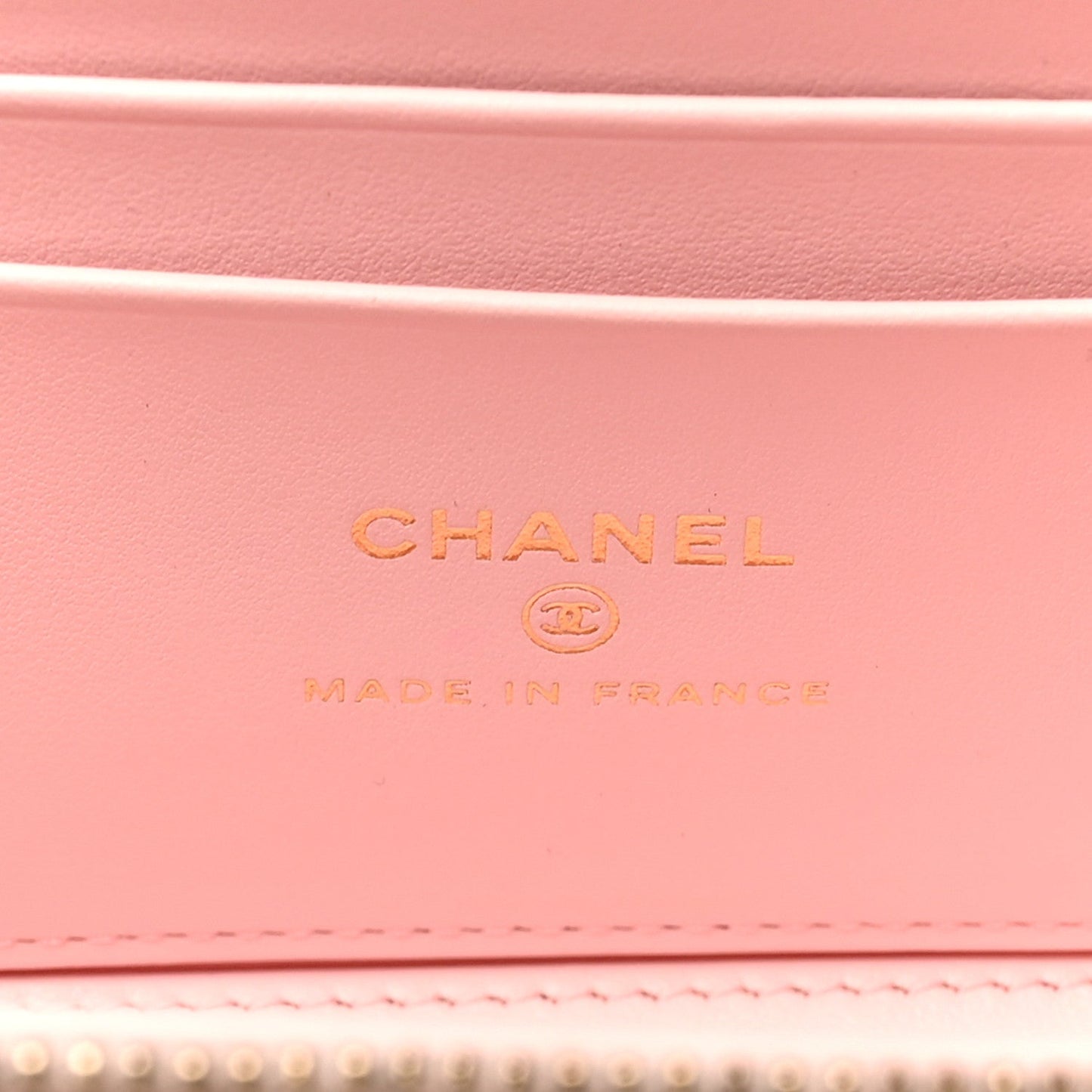 Caviar Quilted Top Handle Vanity With Chain Light Pink