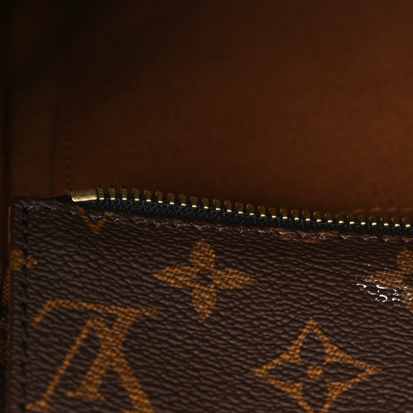 Monogram City Steamer XXL