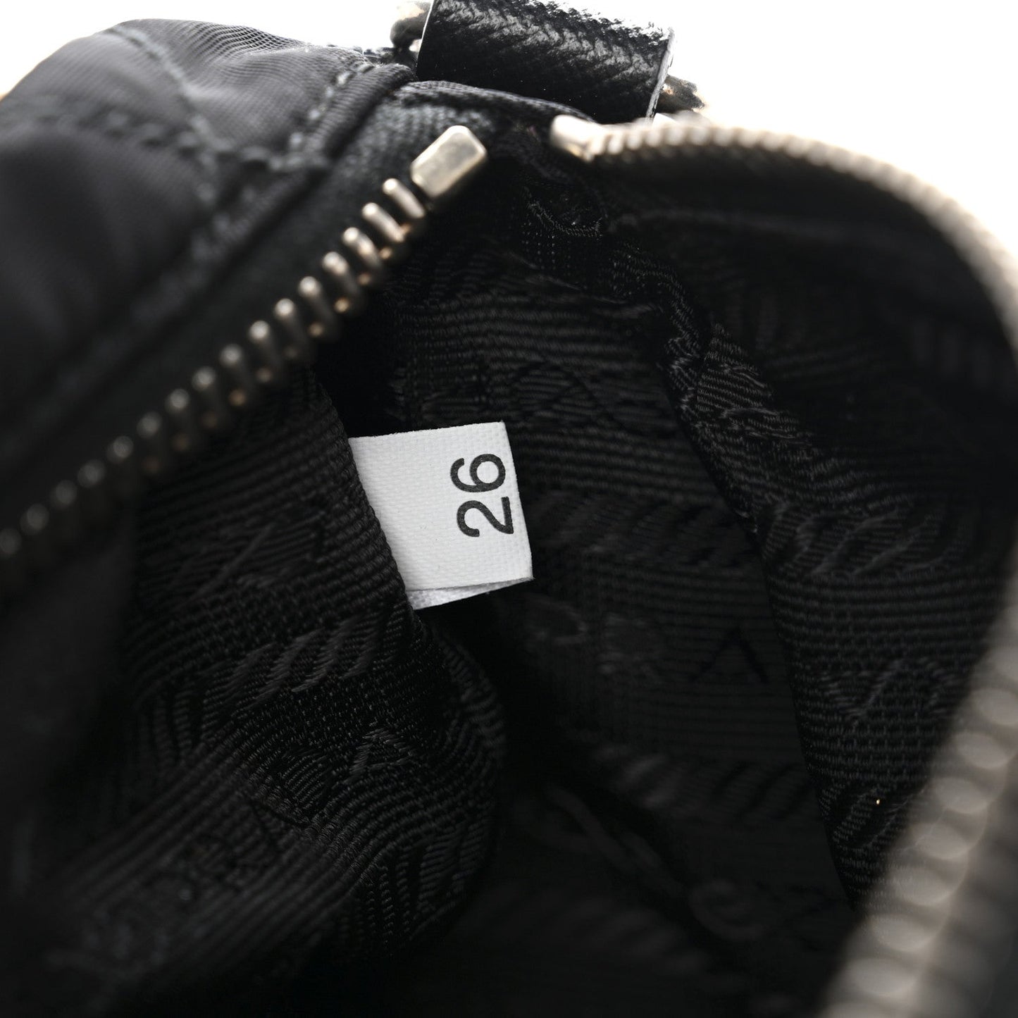 Tessuto Nylon Saffiano Impunturato Quilted Barrel Pochette Black