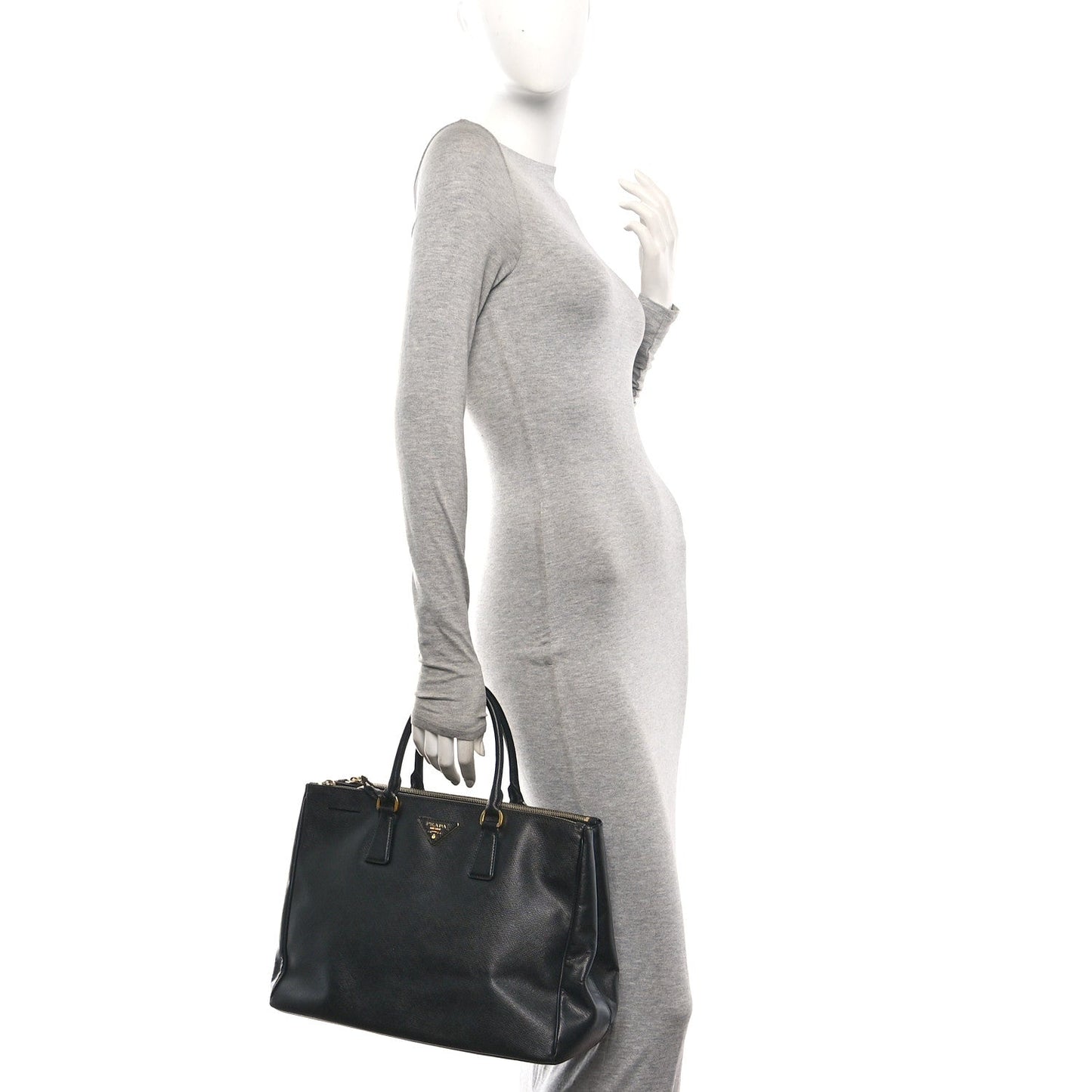 Saffiano Lux Large Galleria Double Zip Tote Black