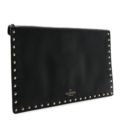 Pebbled Calfskin Large Rockstud Envelope Clutch Black