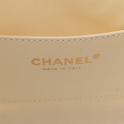 Braided Raffia Calfskin Quilted Small Chanel 25 Handbag White Black