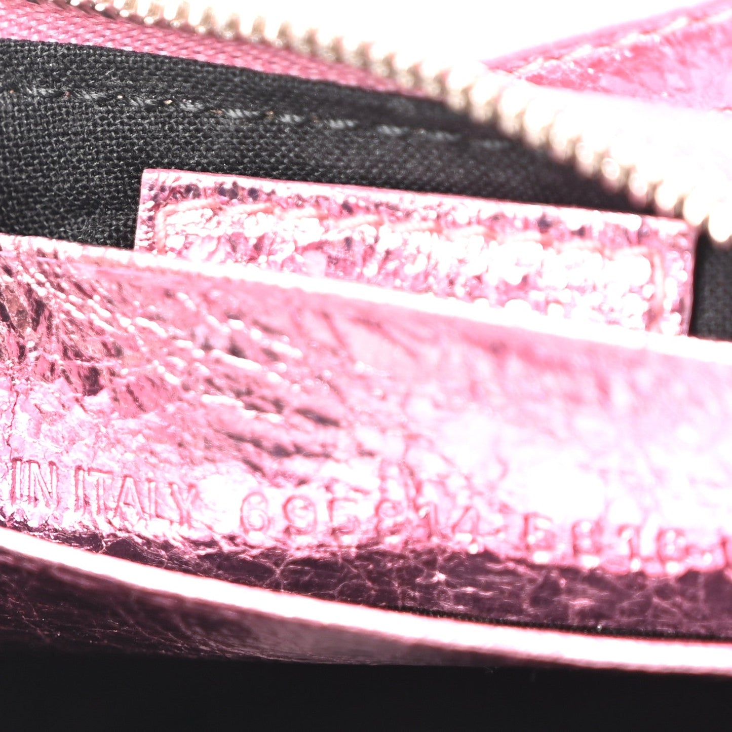 Metallic Agneau Arena Crystal Le Cagole Mini Purse With Chain Met Pink