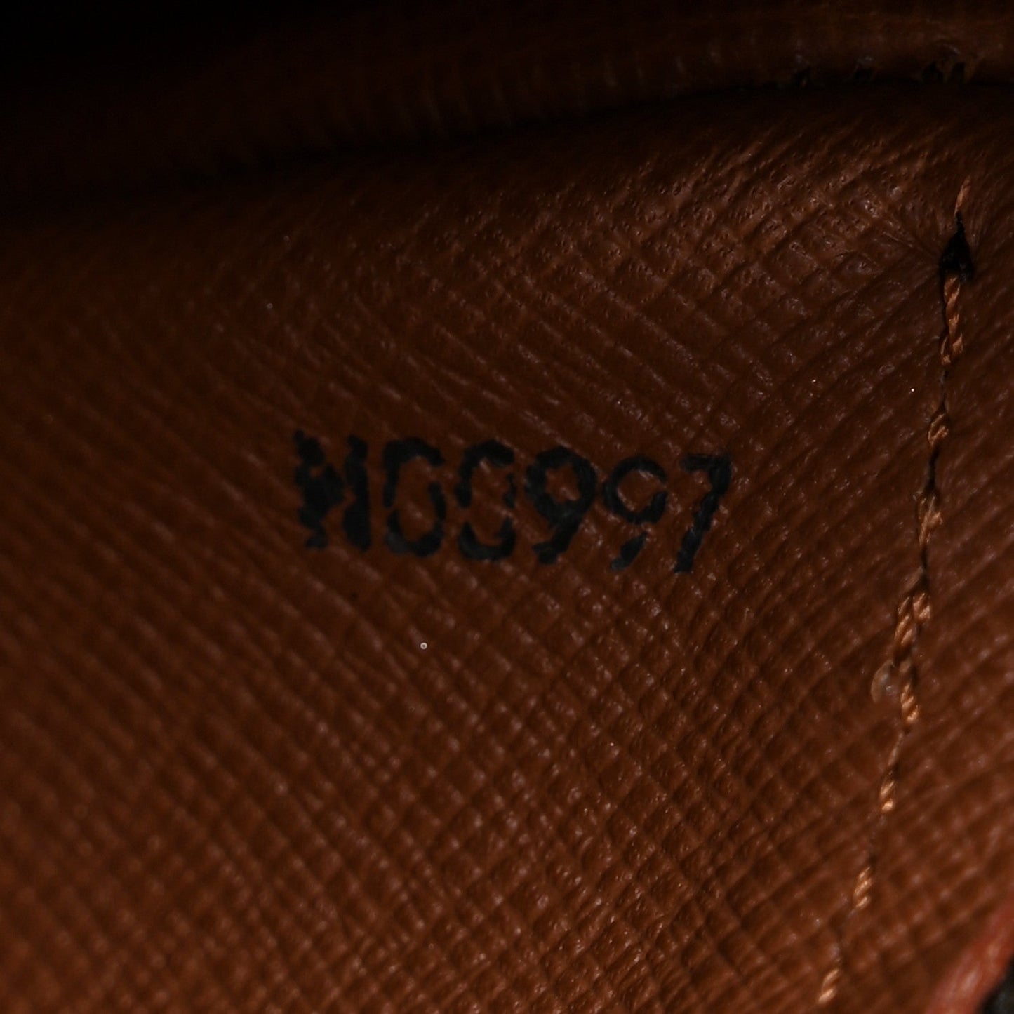 Monogram Papillon 30