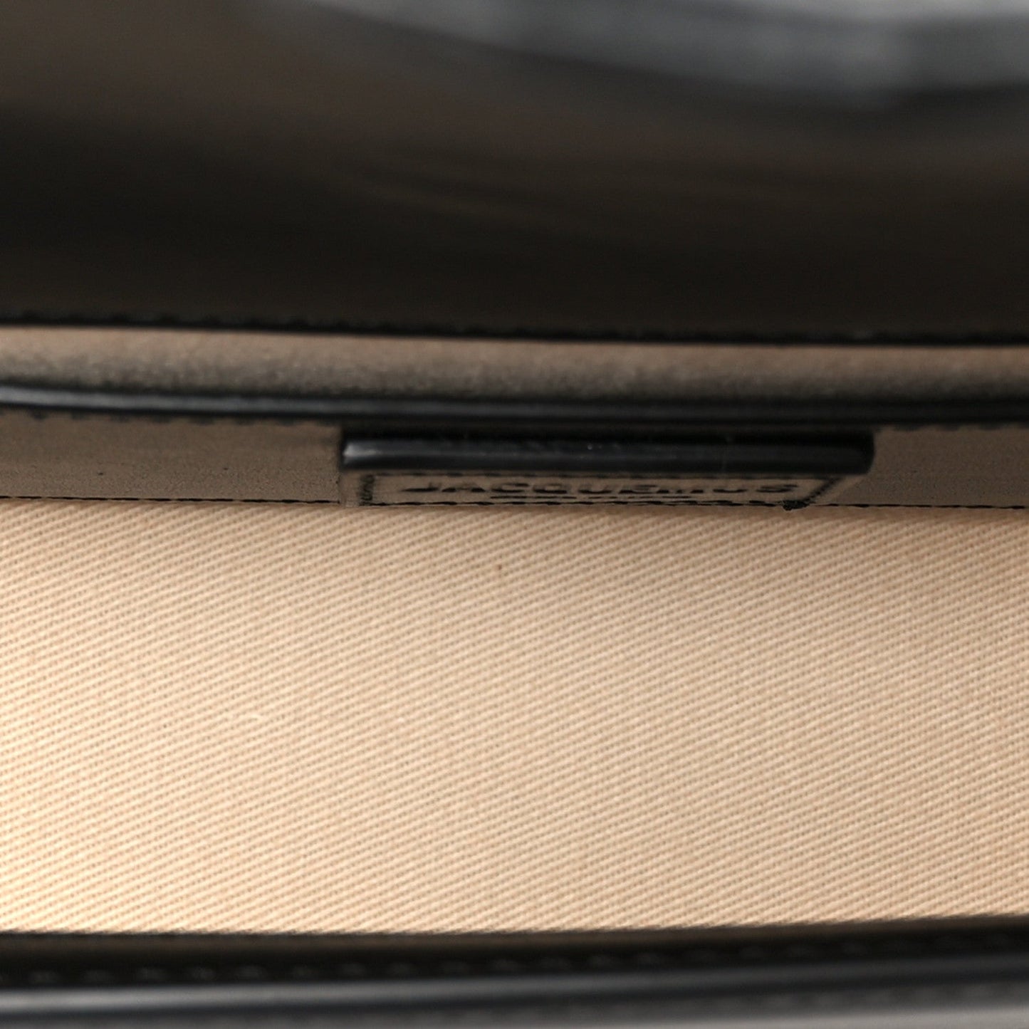 Smooth Calfskin Le Grand Bambino Long Black