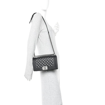 Caviar Quilted Medium Boy Flap Black
