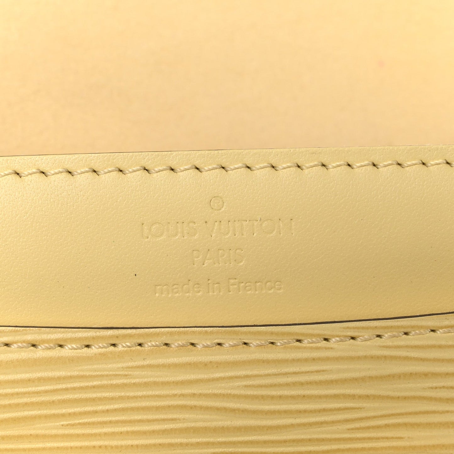 Epi Louise Strap PM Jaune Pale