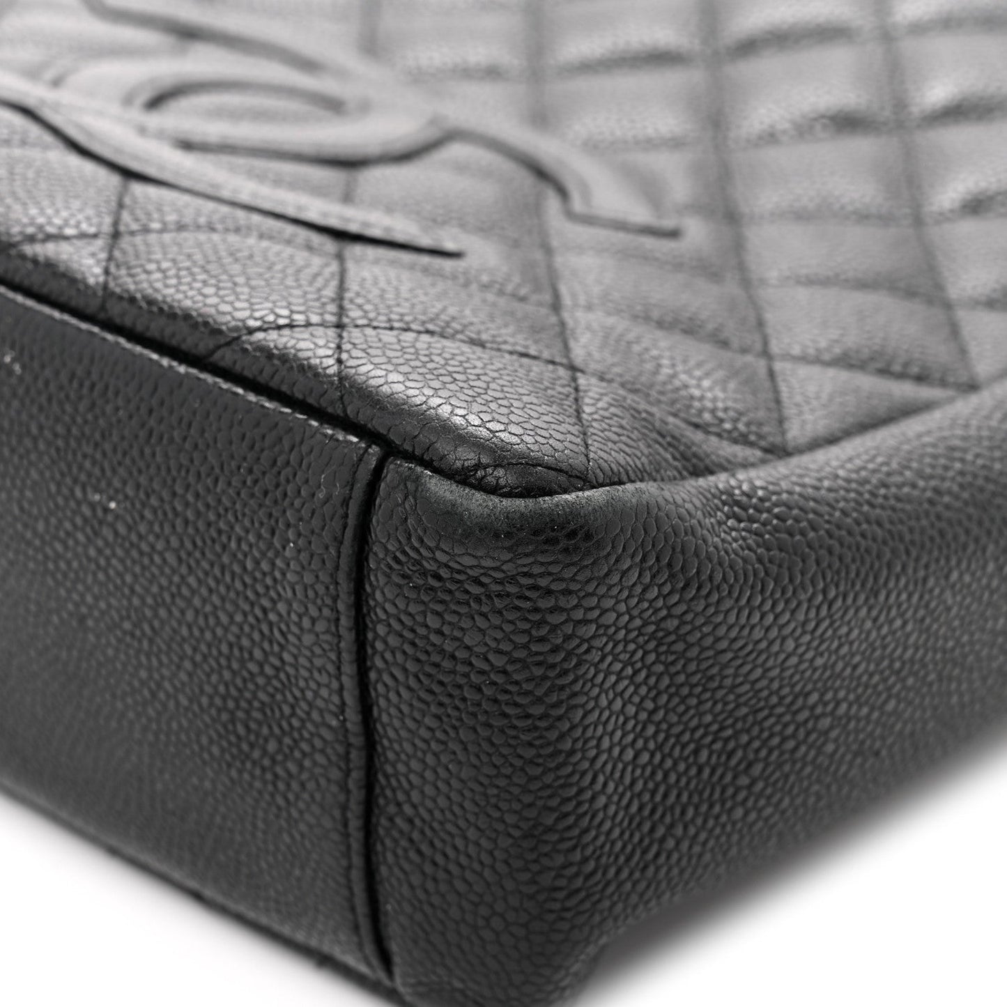 Caviar Quilted Petit Shopping Tote PST Black