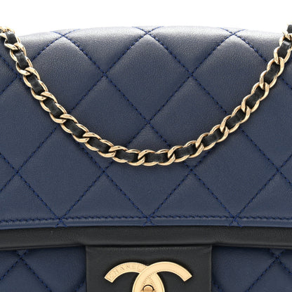 Lambskin Quilted Medium Graphic Flap Navy Black