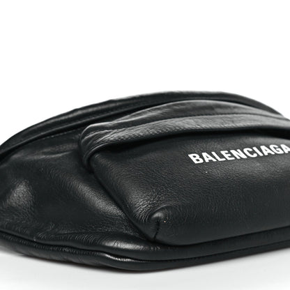 Smooth Calfskin Logo Large Everyday Beltpack Black White