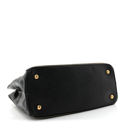Saffiano Lux Bi-Color Medium Tote Militare Black