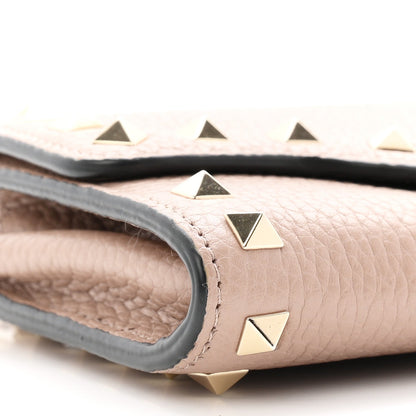 Pebbled Calfskin Rockstud Flip Lock Wallet On Chain Poudre