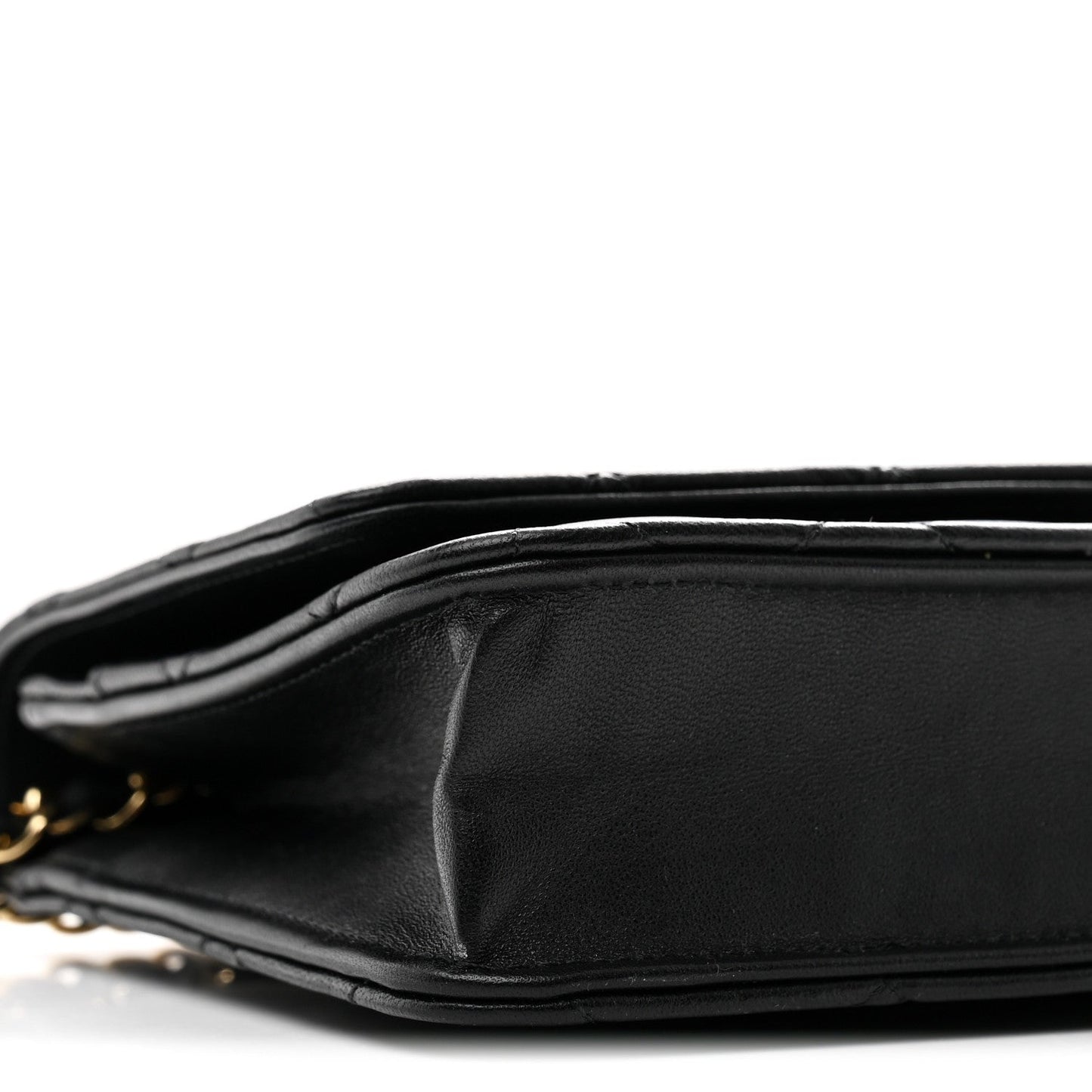 Lambskin Quilted Wallet On Chain WOC Black