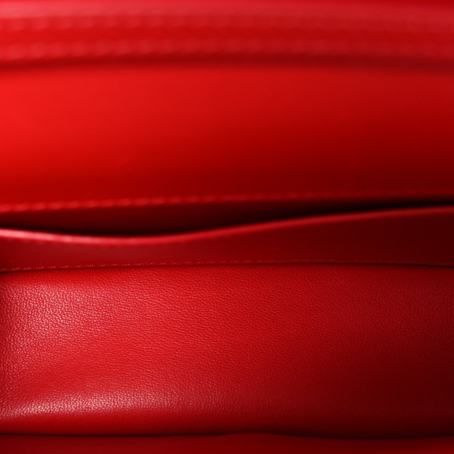 Calfskin Enamel Vlogo Small Loco Shoulder Bag Rouge Pur