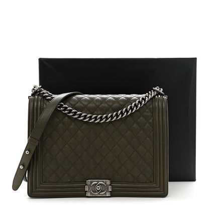 Calfskin Quilted Large Boy Flap Green