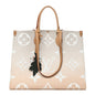 Monogram Giant By The Pool Onthego GM Brume