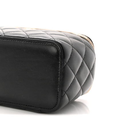 Lambskin Quilted Small Vanity Case With Chain Black