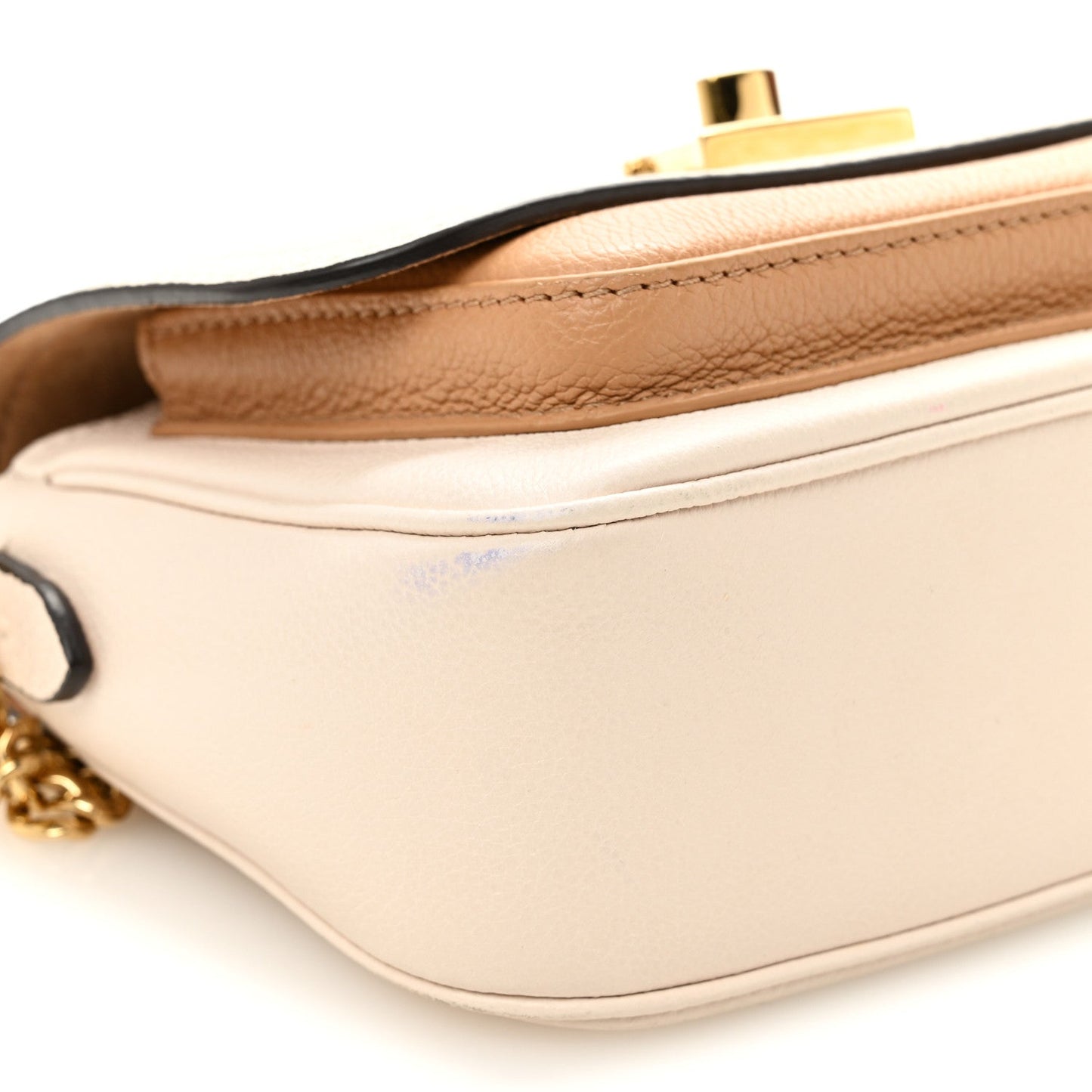 Grained Calfskin Lockme Tender Quartz