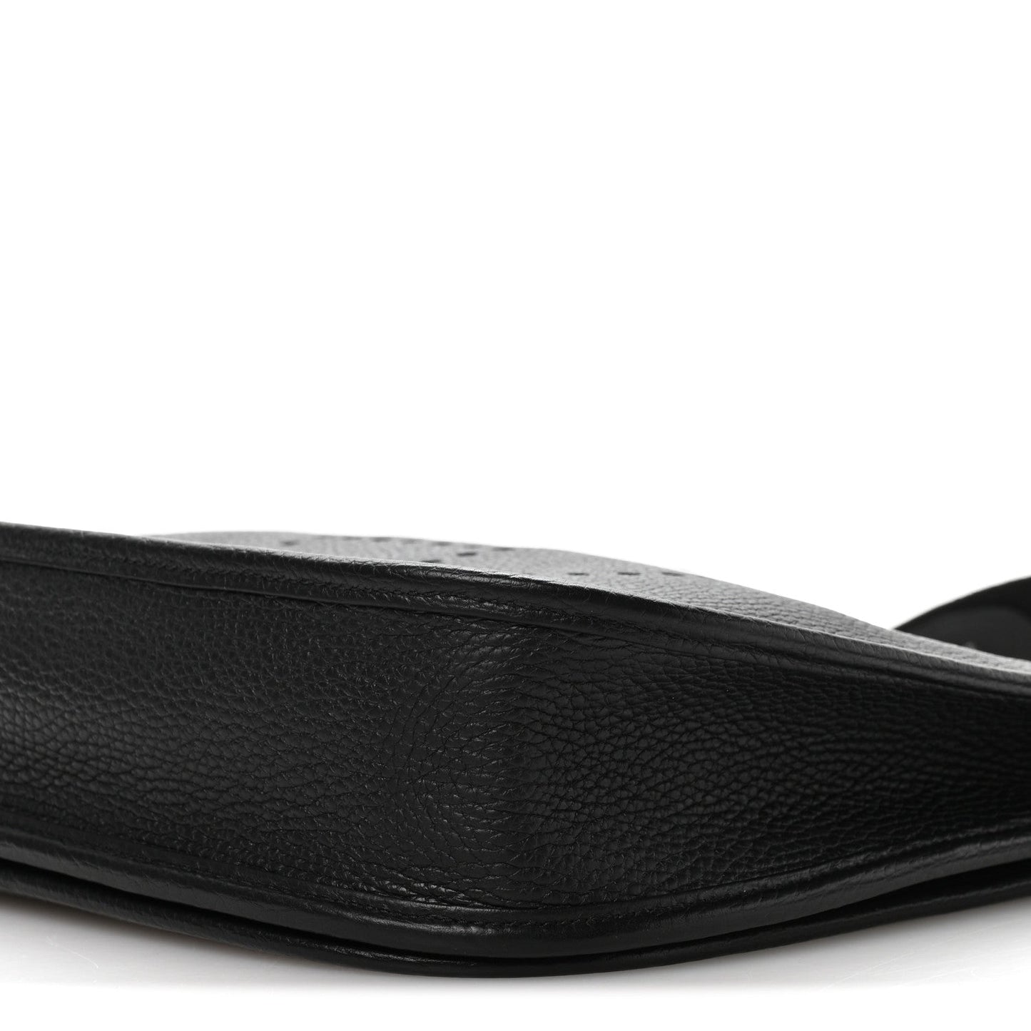 Taurillon Clemence Evelyne III PM Black