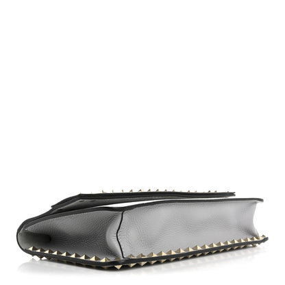Pebble Calfskin Rockstud Side Slip Wristlet Clutch Pastel Grey