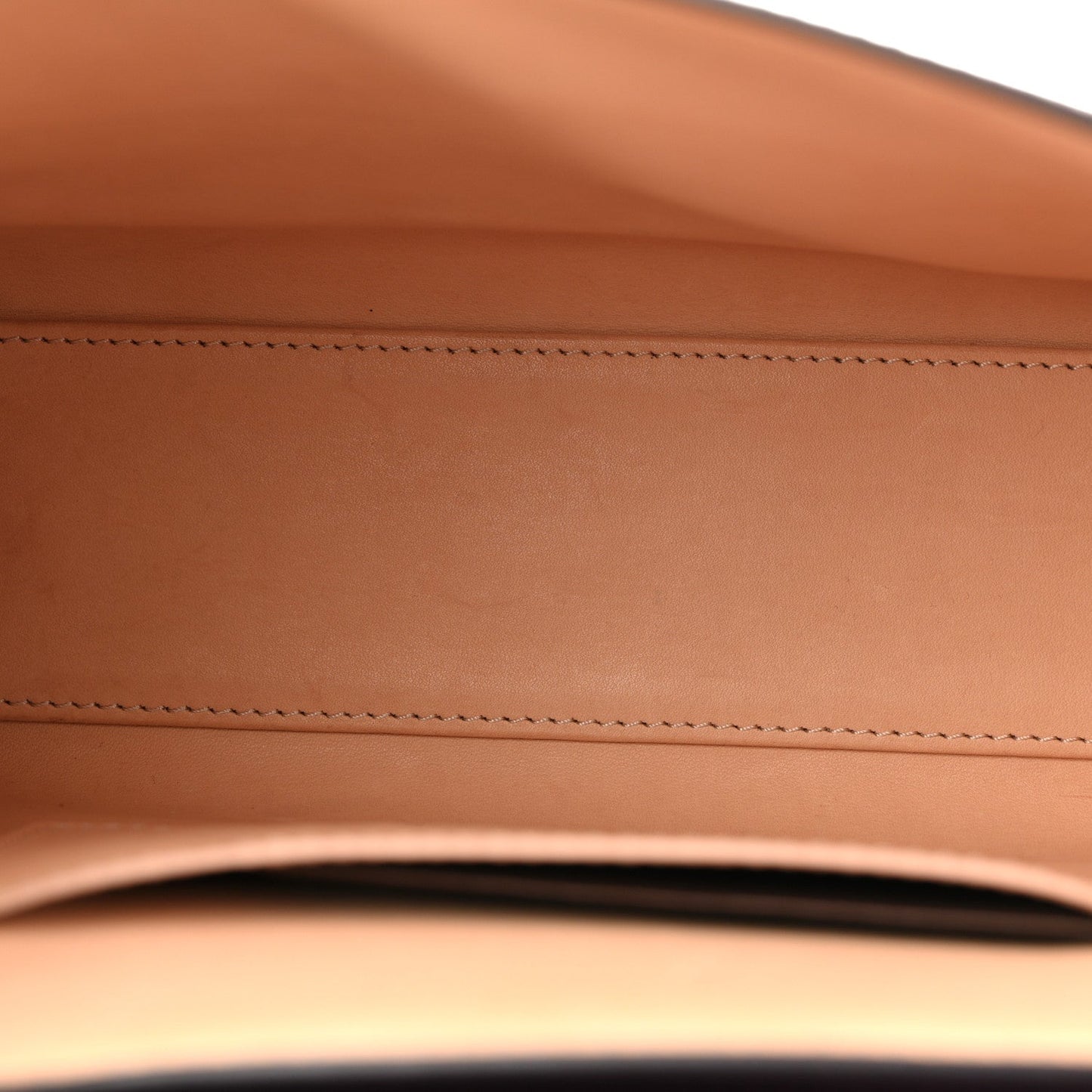 Carat Calfskin Gabrielle PM Eggplant