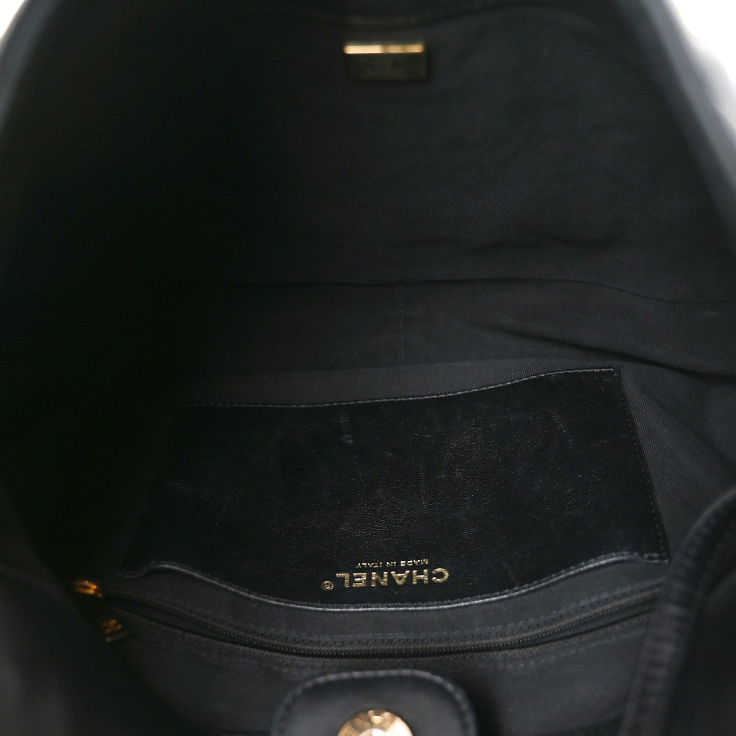 Lambskin Quilted Large CC Funky Town Hobo Black