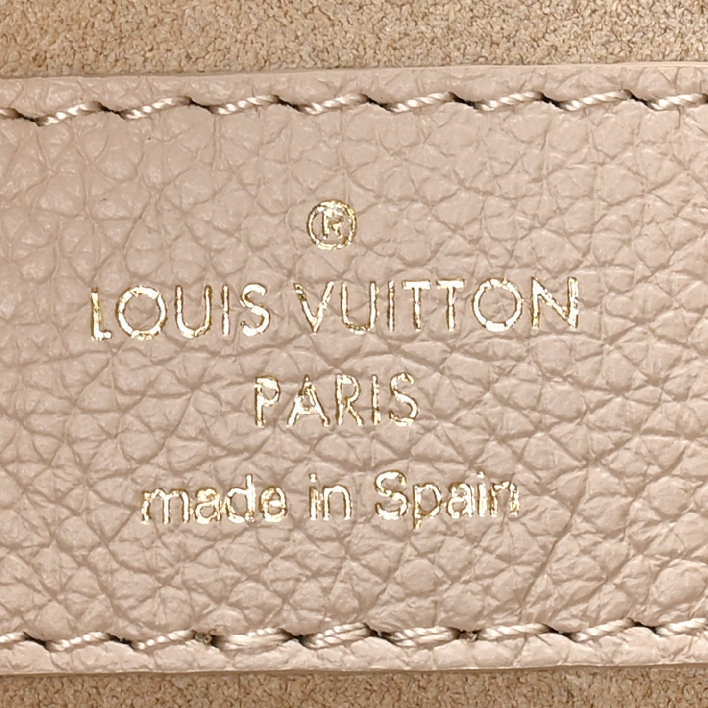 Grained Calfskin Low Key Hobo MM Limestone