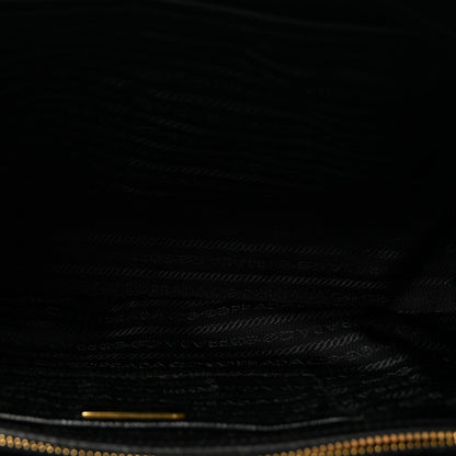 Saffiano Medium Galleria Double Zip Tote Black