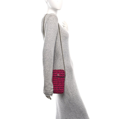 Tweed Chain Around Phone Holder Pink