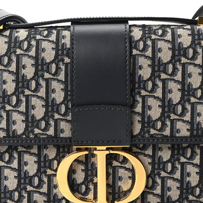 Oblique 30 Montaigne Flap Bag Blue