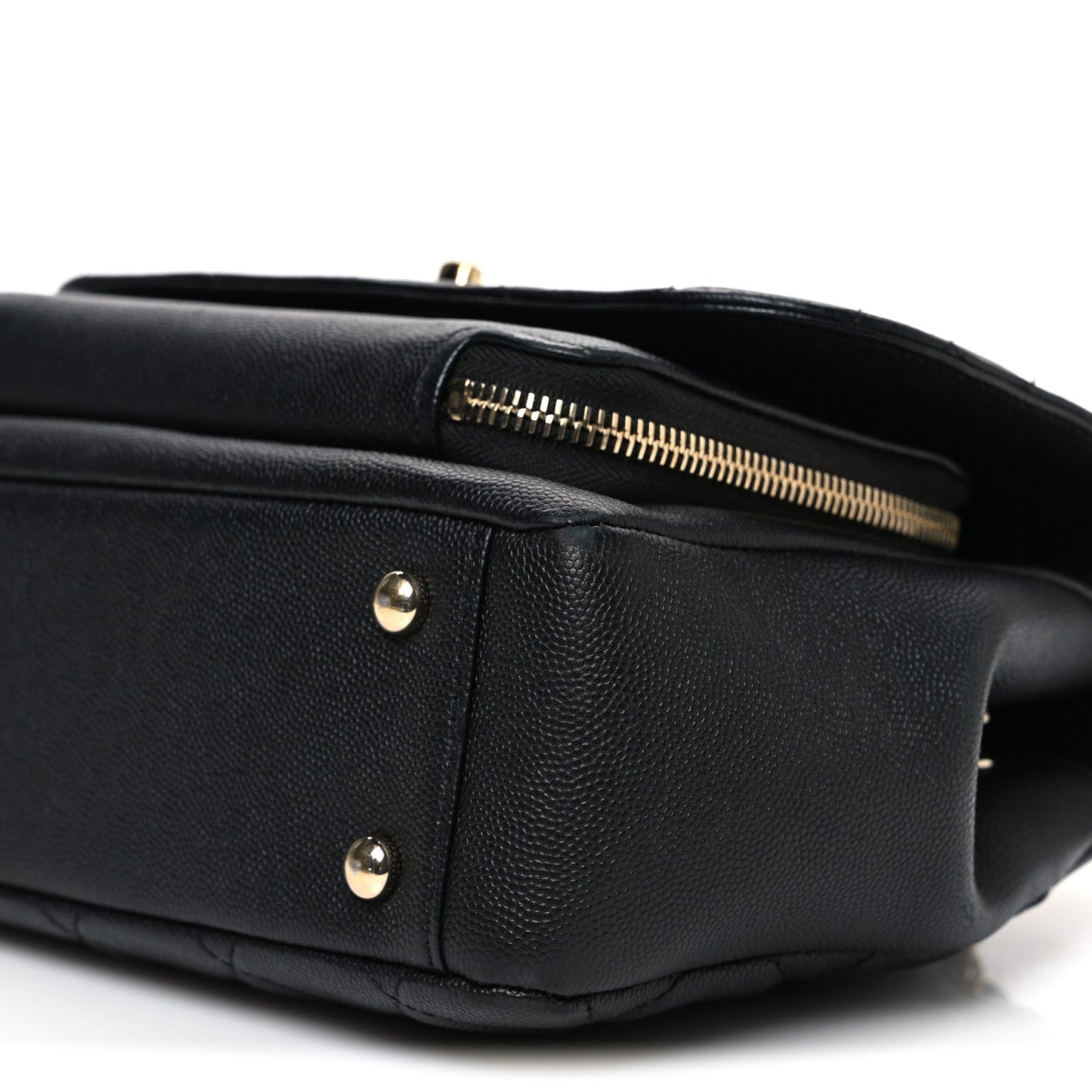 Caviar Quilted Medium Business Affinity Flap Black