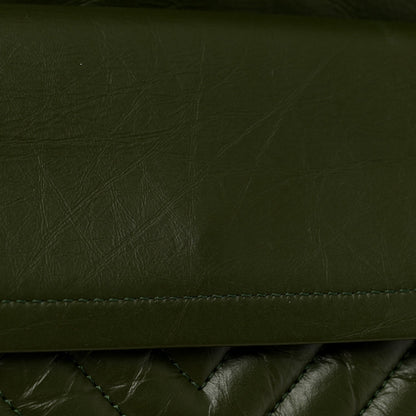 Aged Calfskin Chevron Quilted 2.55 Reissue 225 Flap Green