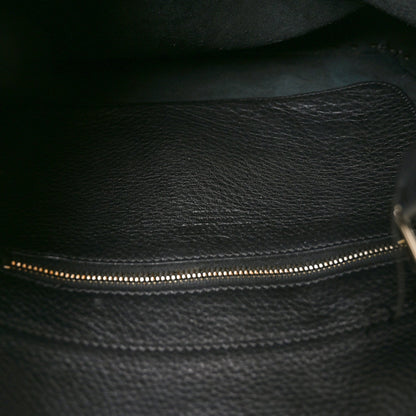 Pebbled Calfskin Large Rockstud Flip-Lock Messenger Bag Black