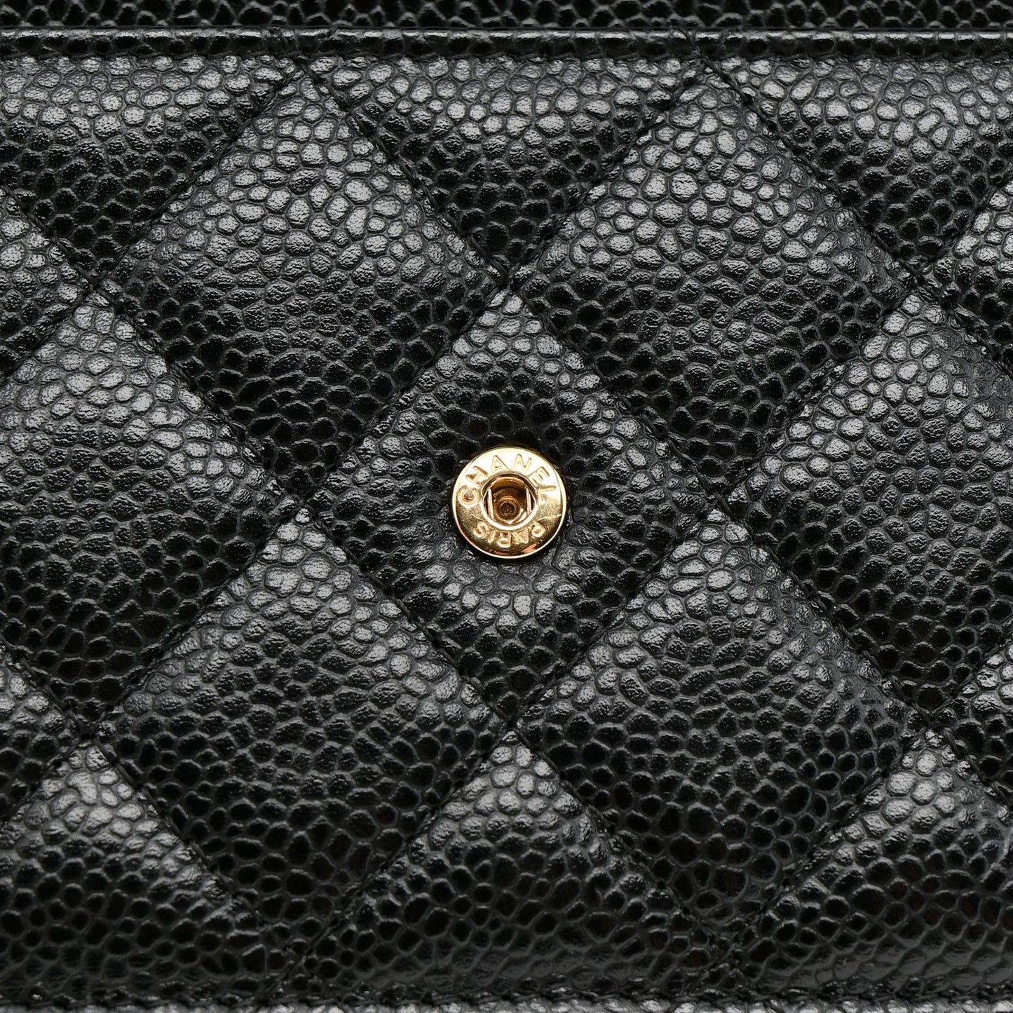 Caviar Quilted Wallet on Chain WOC Black