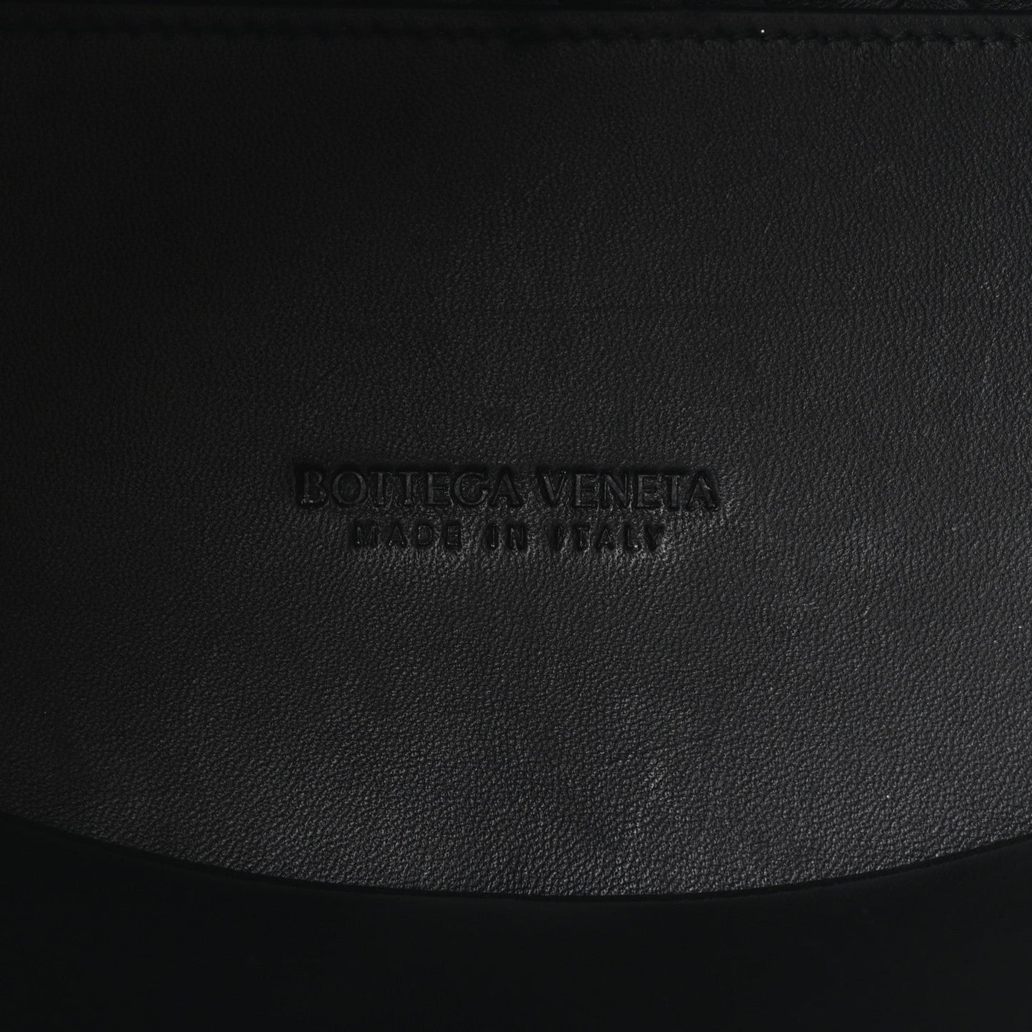 Nappa Intrecciato Medium Andiamo Shoulder Bag Black