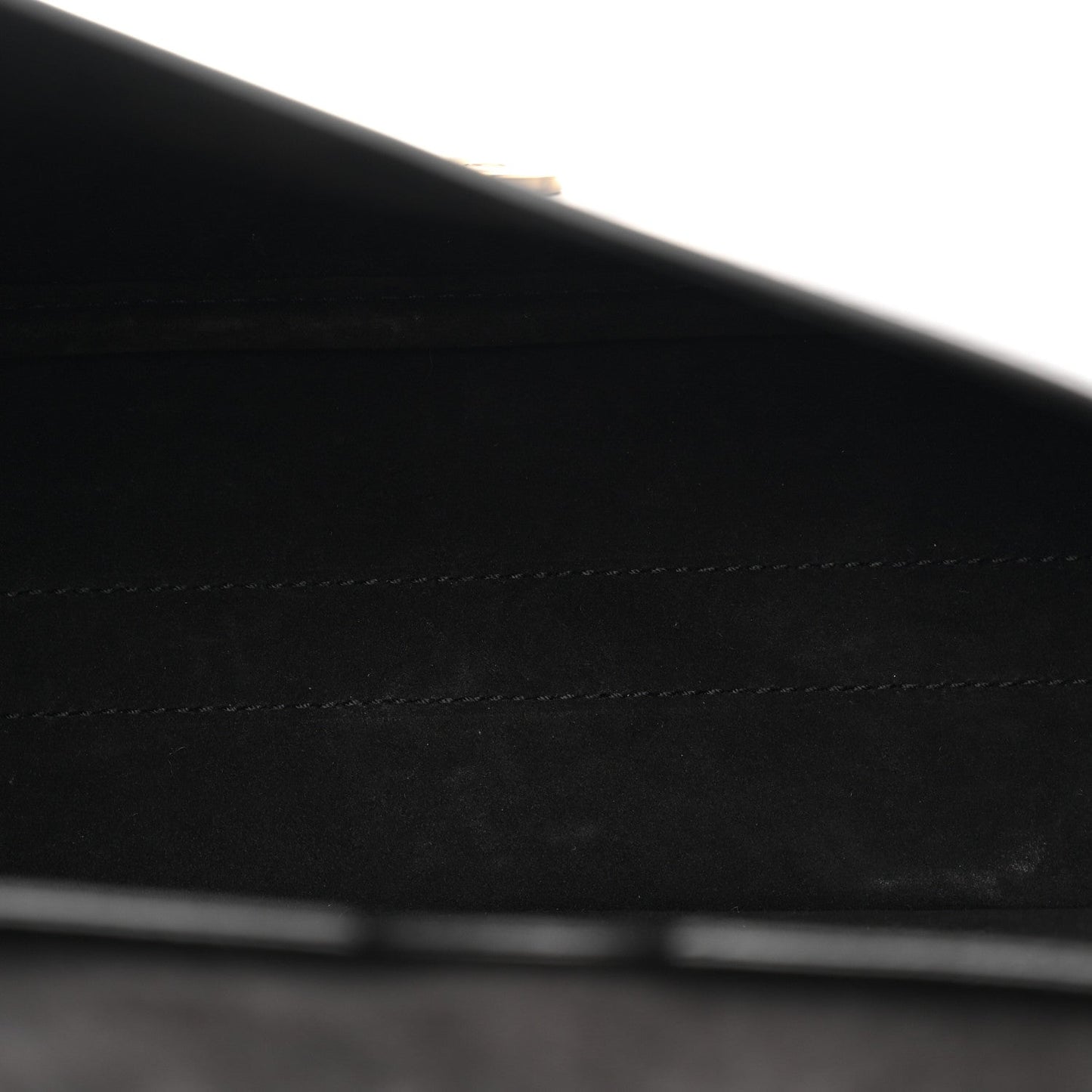 Box Calfskin Large Bobby Flap Black